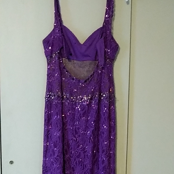 Prom dres - Picture 3 of 3